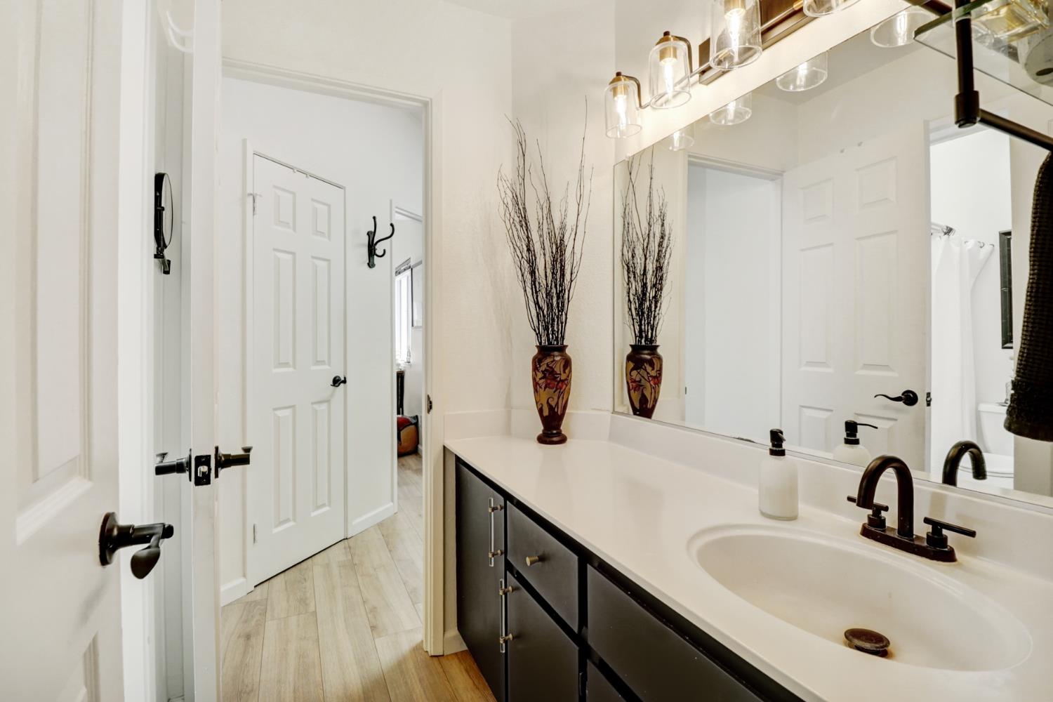 Photo #27: 225064866 Listing: Photo #27