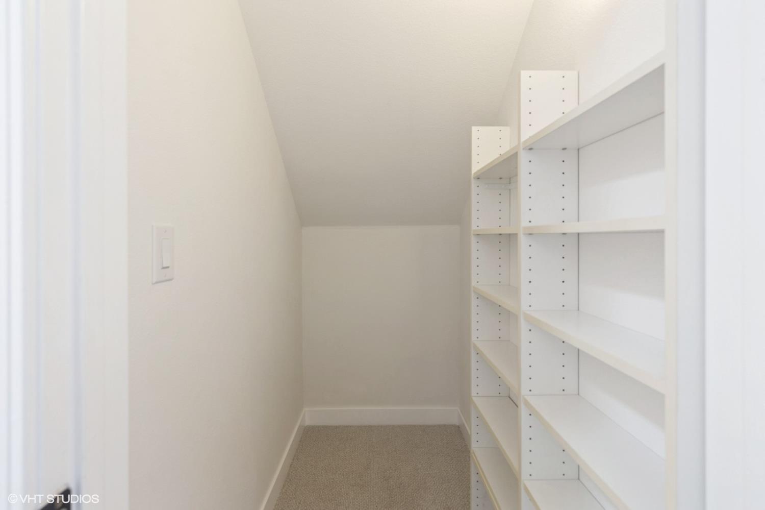 Detail Gallery Image 37 of 48 For 987 Asilomar Ter #2,  Sunnyvale,  CA 94086 - 2 Beds | 2/1 Baths