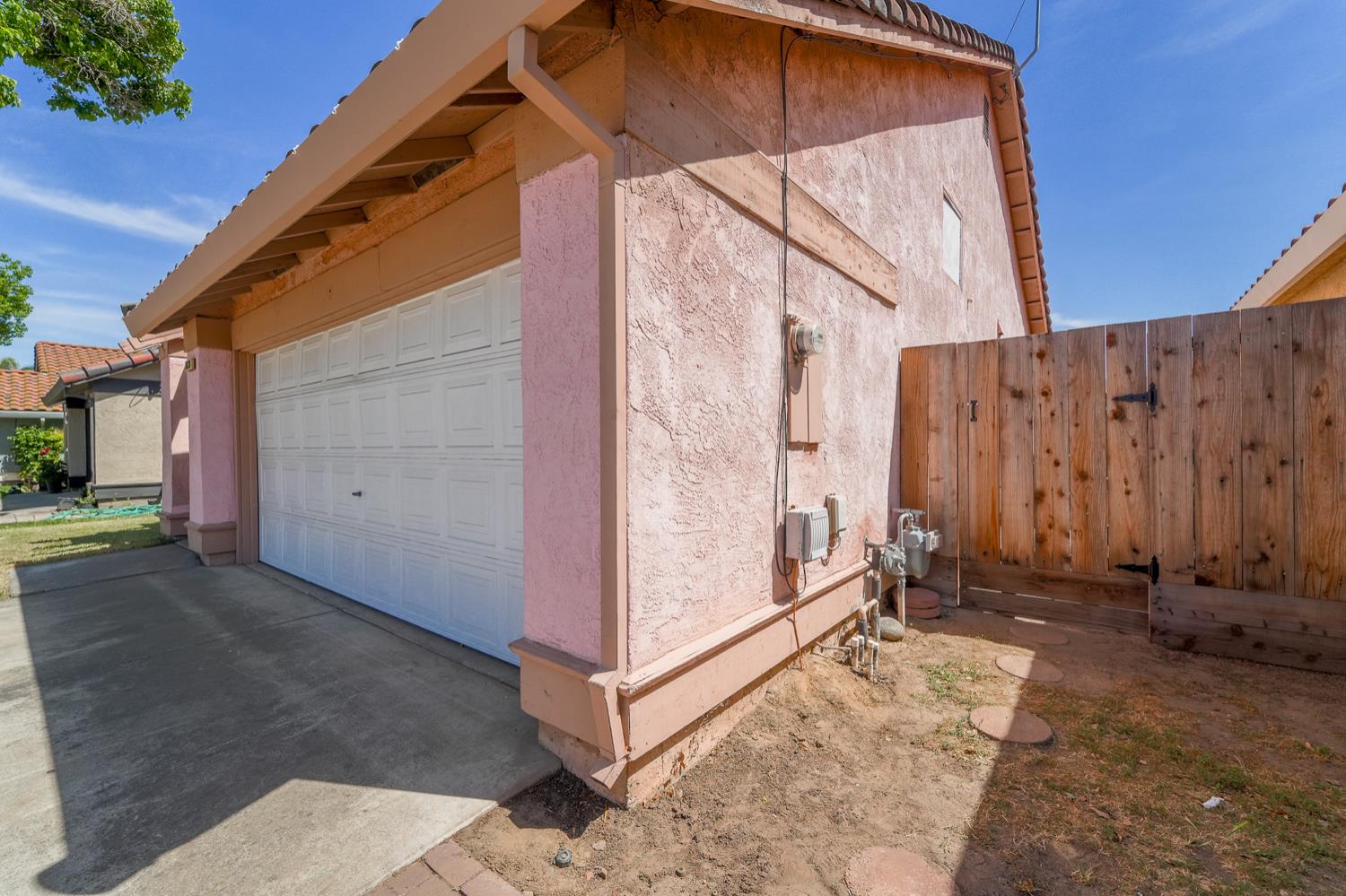 Detail Gallery Image 6 of 34 For 3428 Waynesboro Dr, Ceres,  CA 95307 - 3 Beds | 2 Baths