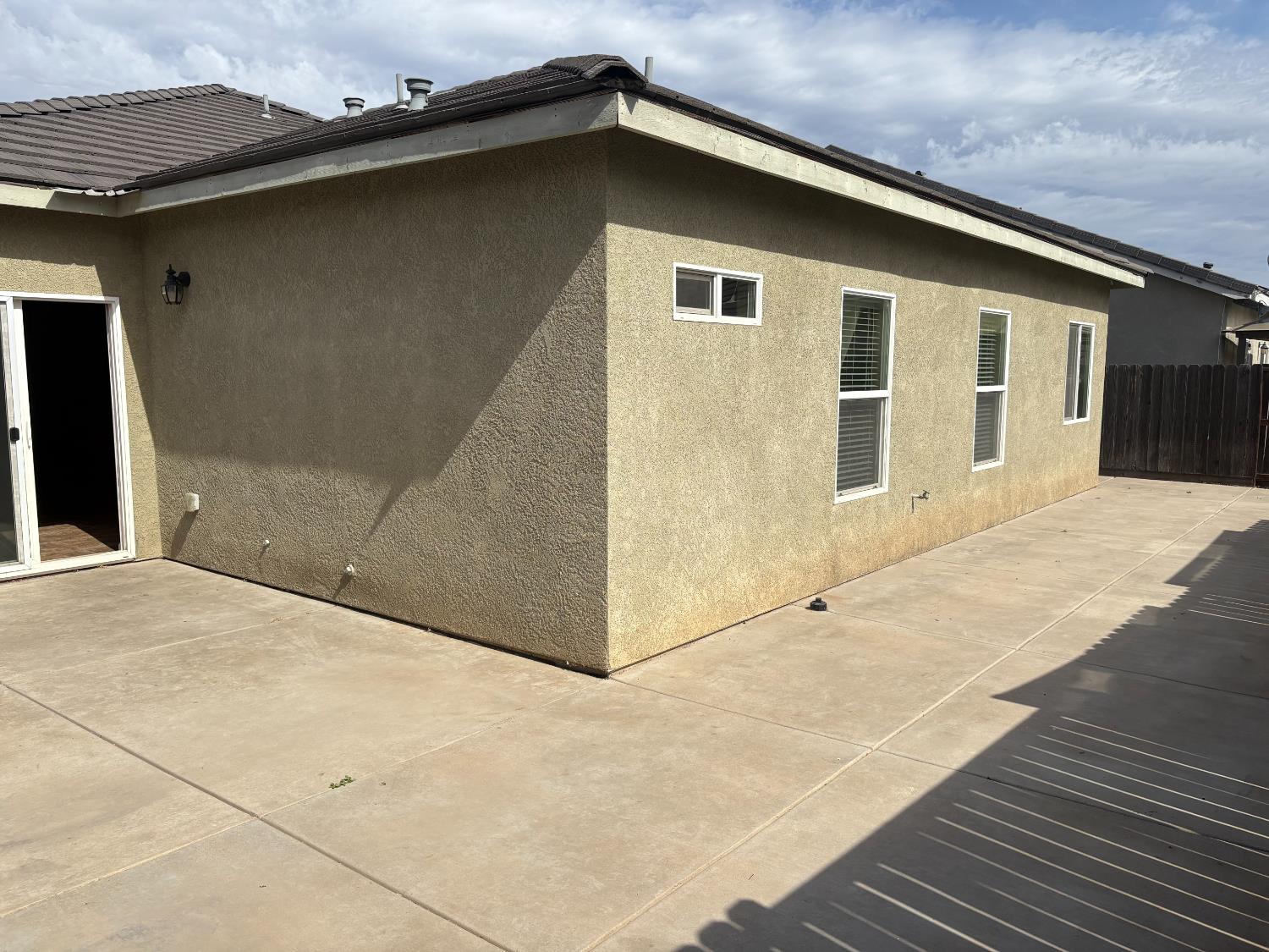 Detail Gallery Image 13 of 14 For 4032 Wood Creek Ct, Merced,  CA 95348 - 4 Beds | 2 Baths