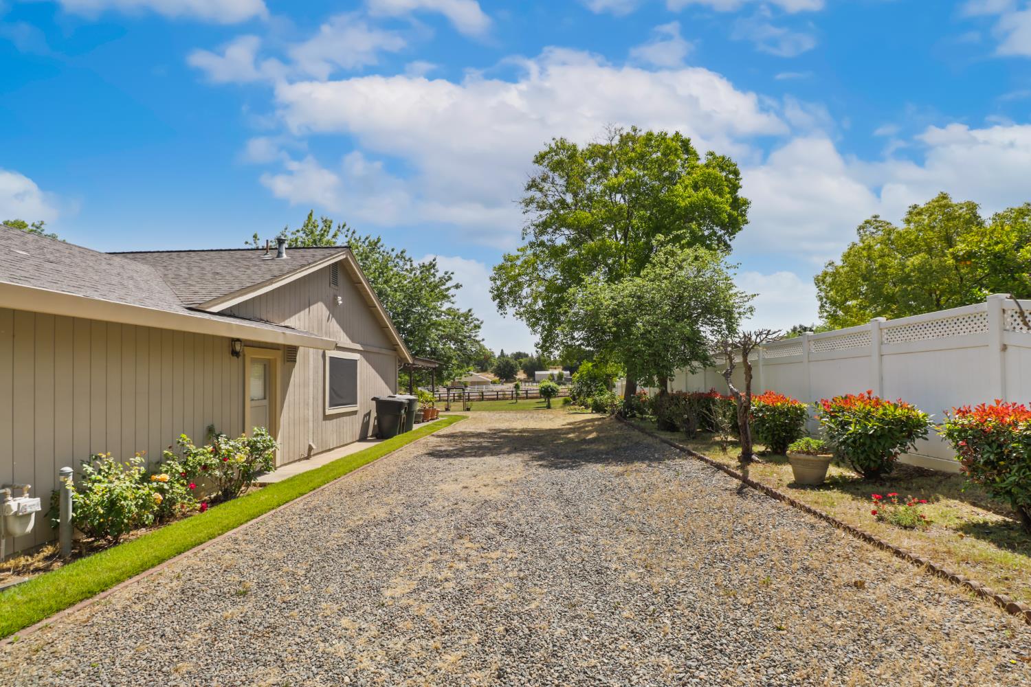 Detail Gallery Image 33 of 47 For 7846 Excelsior Ave, Orangevale,  CA 95662 - 3 Beds | 2 Baths
