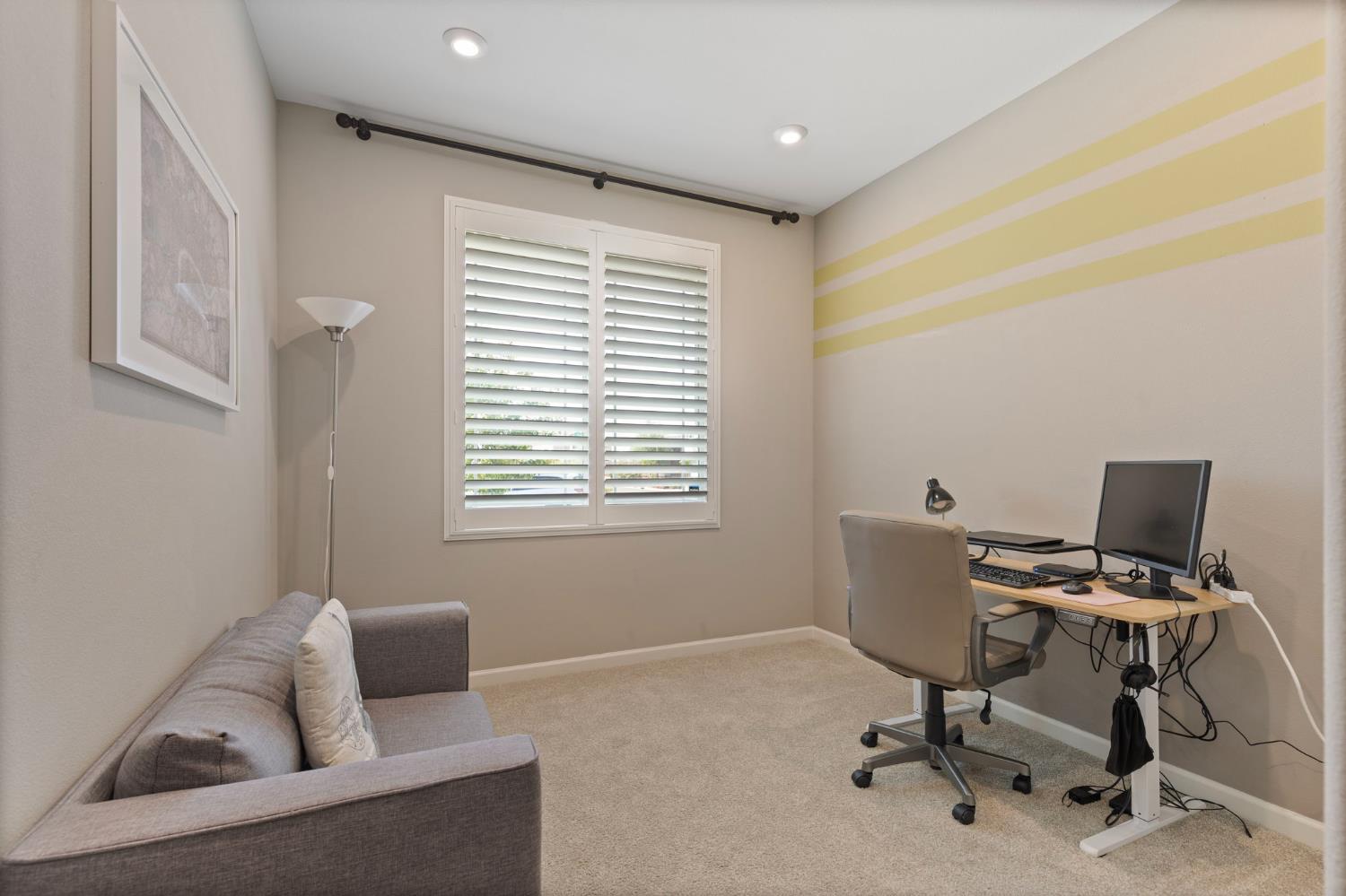 Detail Gallery Image 23 of 45 For 2616 Provincetown Way, Roseville,  CA 95747 - 4 Beds | 2 Baths