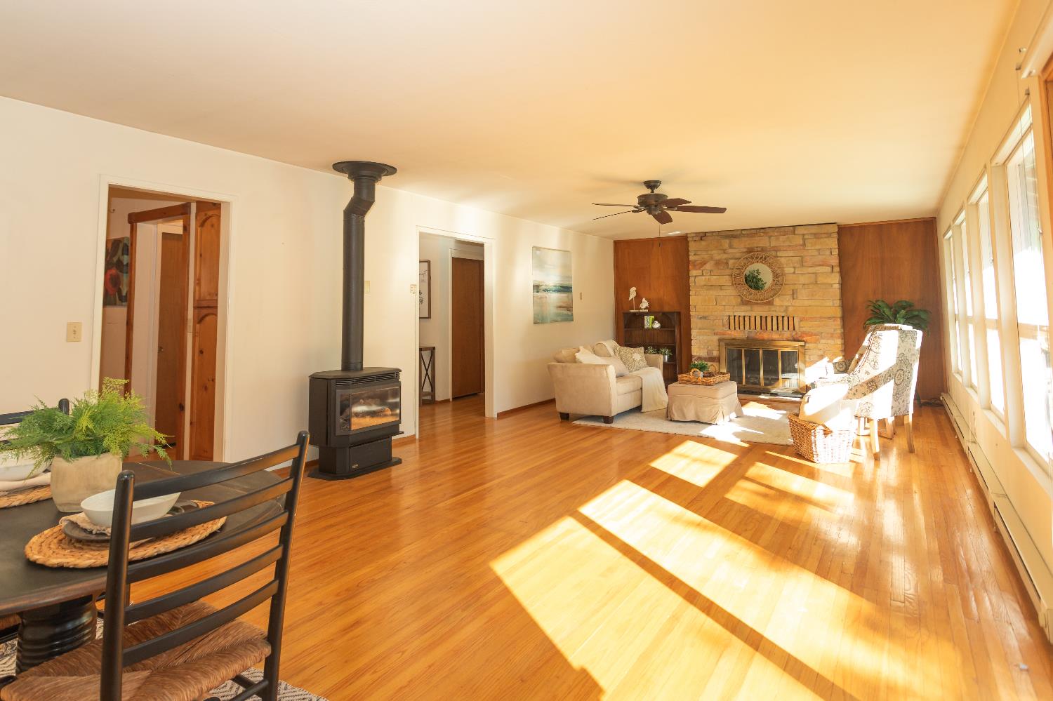 Detail Gallery Image 8 of 49 For 2691 Family Hill Dr, Placerville,  CA 95667 - 3 Beds | 2 Baths