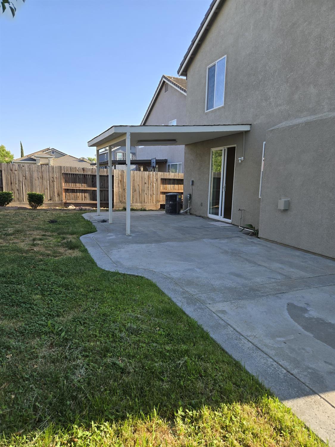 Detail Gallery Image 18 of 18 For 12 Jackdaw Ct, Sacramento,  CA 95834 - 5 Beds | 2/1 Baths
