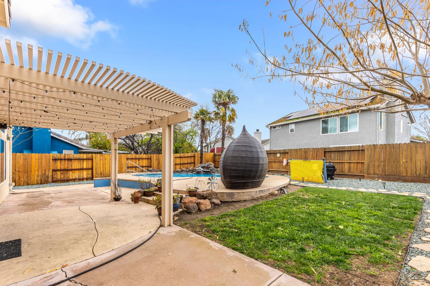 Detail Gallery Image 41 of 45 For 2111 Bridle Creek Cir, Tracy,  CA 95377 - 3 Beds | 2/1 Baths