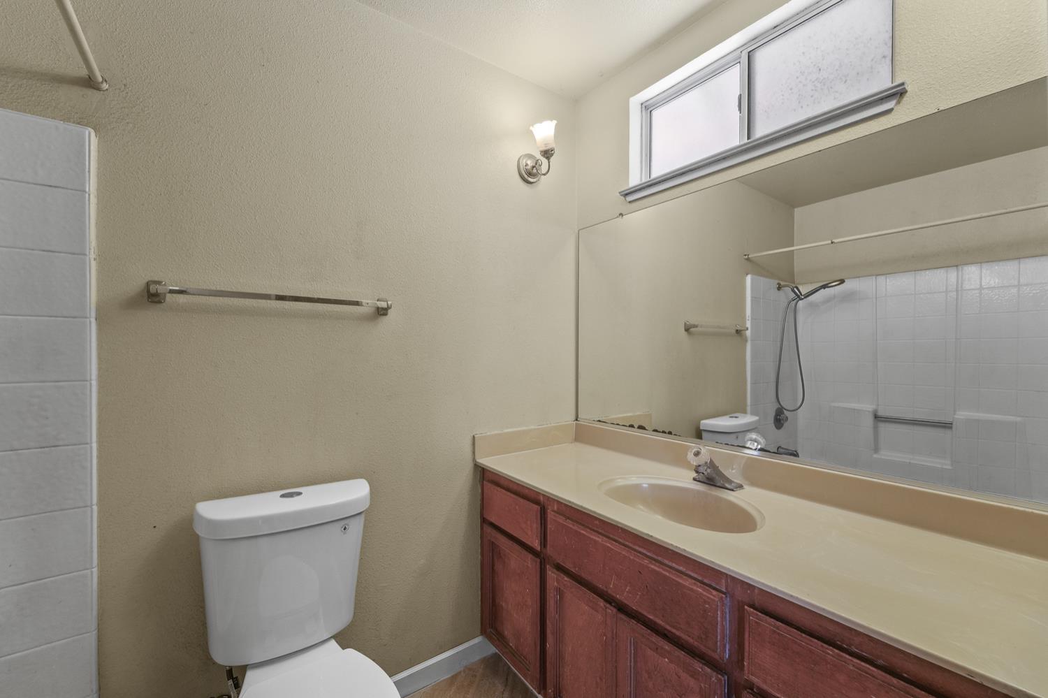 Detail Gallery Image 23 of 34 For 3428 Waynesboro Dr, Ceres,  CA 95307 - 3 Beds | 2 Baths