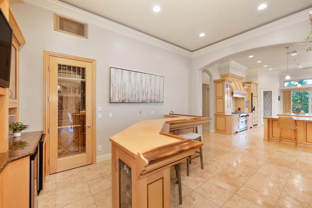 Detail Gallery Image 17 of 58 For 3711 Stone Temple Ct, Rocklin,  CA 95765 - 5 Beds | 4/1 Baths