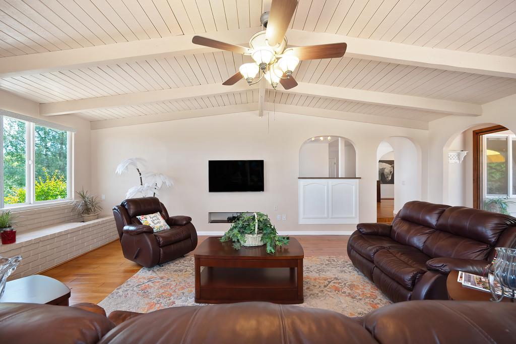 Detail Gallery Image 22 of 93 For 3561 Ahwahnee Way, Cool,  CA 95614 - 4 Beds | 3 Baths