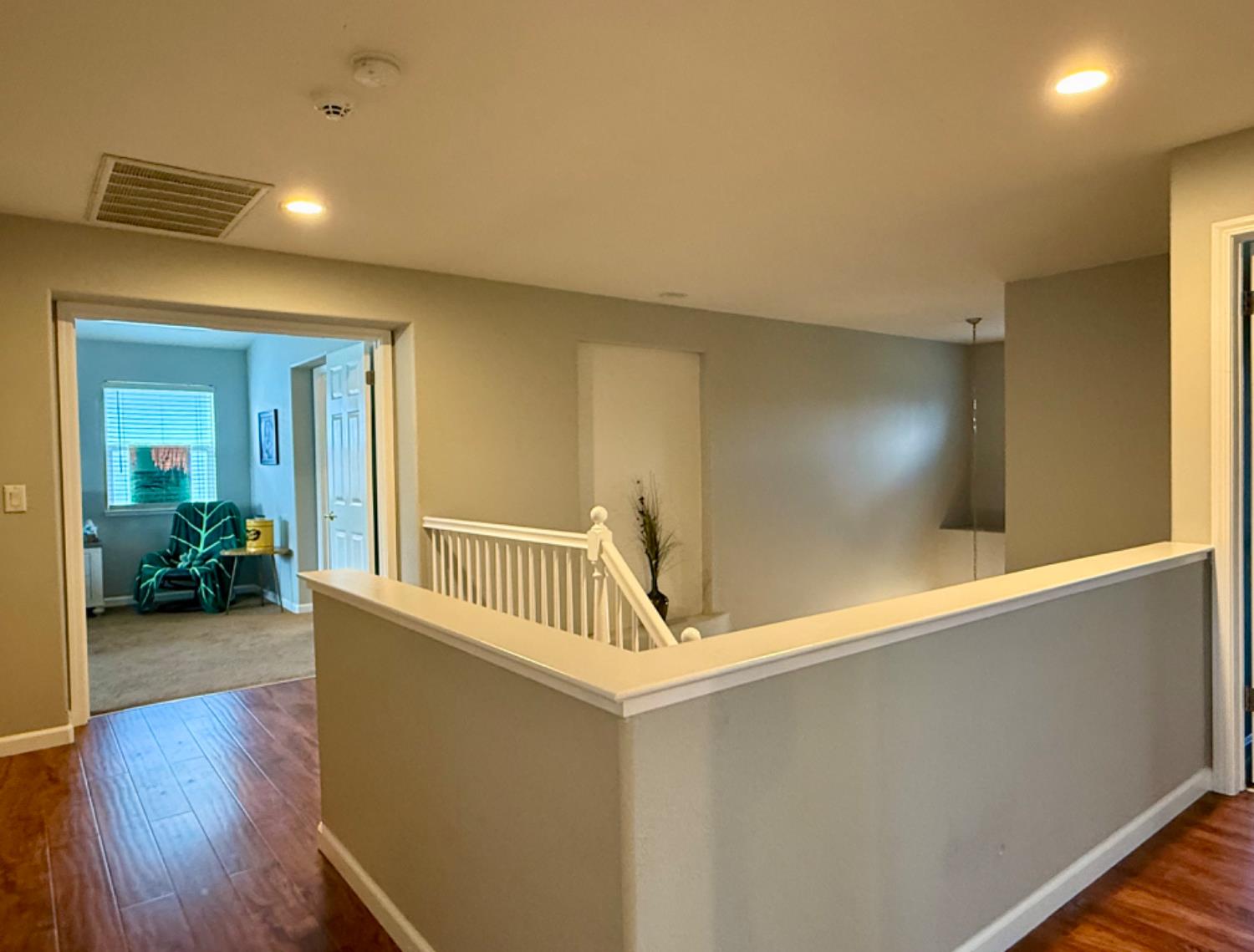 Detail Gallery Image 17 of 27 For 4632 Windsong St, Sacramento,  CA 95834 - 6 Beds | 3 Baths