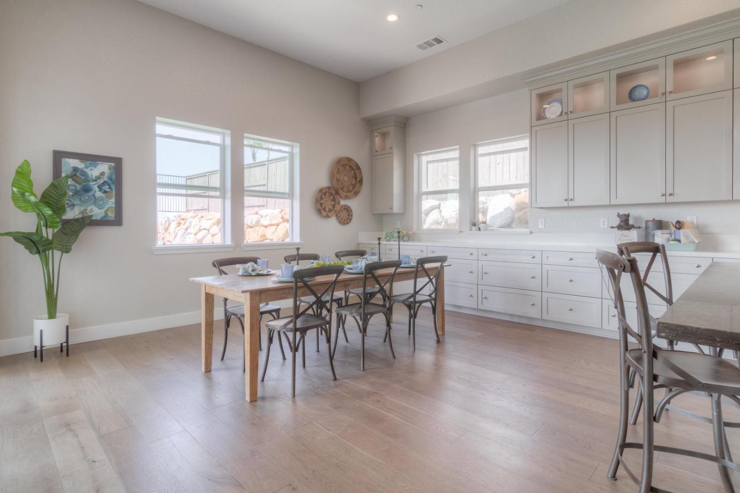 Detail Gallery Image 24 of 81 For 4009 Whitney Vista Ln, Rocklin,  CA 95677 - 4 Beds | 4/1 Baths