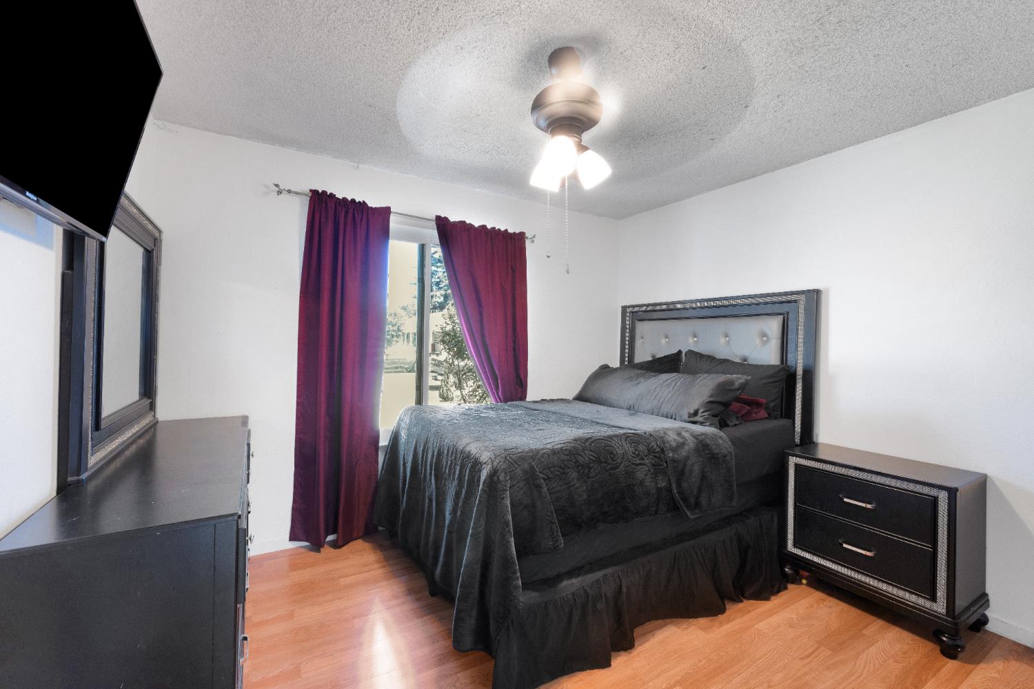 Detail Gallery Image 22 of 38 For 319 Valleywood Dr, Woodland,  CA 95695 - 3 Beds | 2 Baths