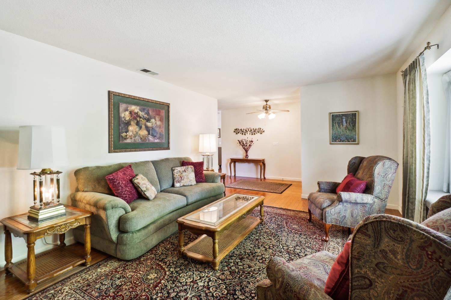 Detail Gallery Image 7 of 47 For 7846 Excelsior Ave, Orangevale,  CA 95662 - 3 Beds | 2 Baths