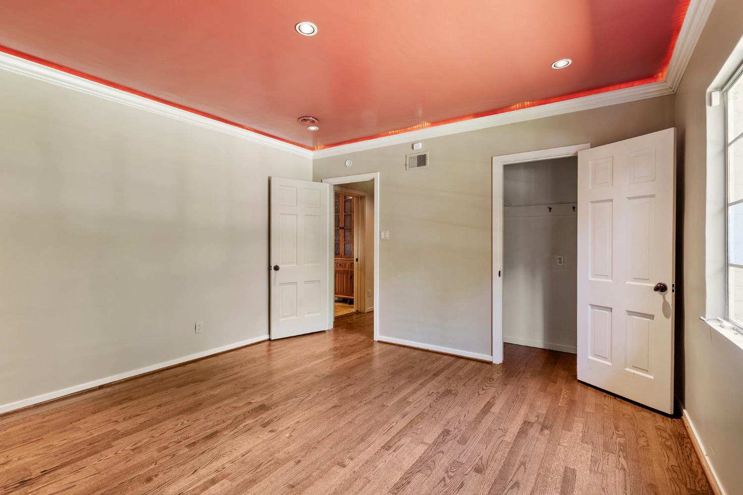 Detail Gallery Image 30 of 58 For 300 El Rio Ave, Modesto,  CA 95354 - 5 Beds | 3 Baths