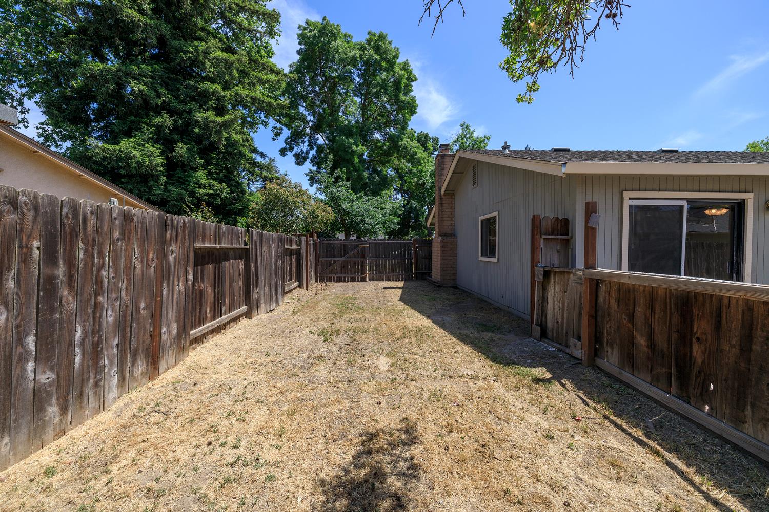 Detail Gallery Image 34 of 34 For 2609 Finlandia Ave, Modesto,  CA 95358 - 3 Beds | 2 Baths