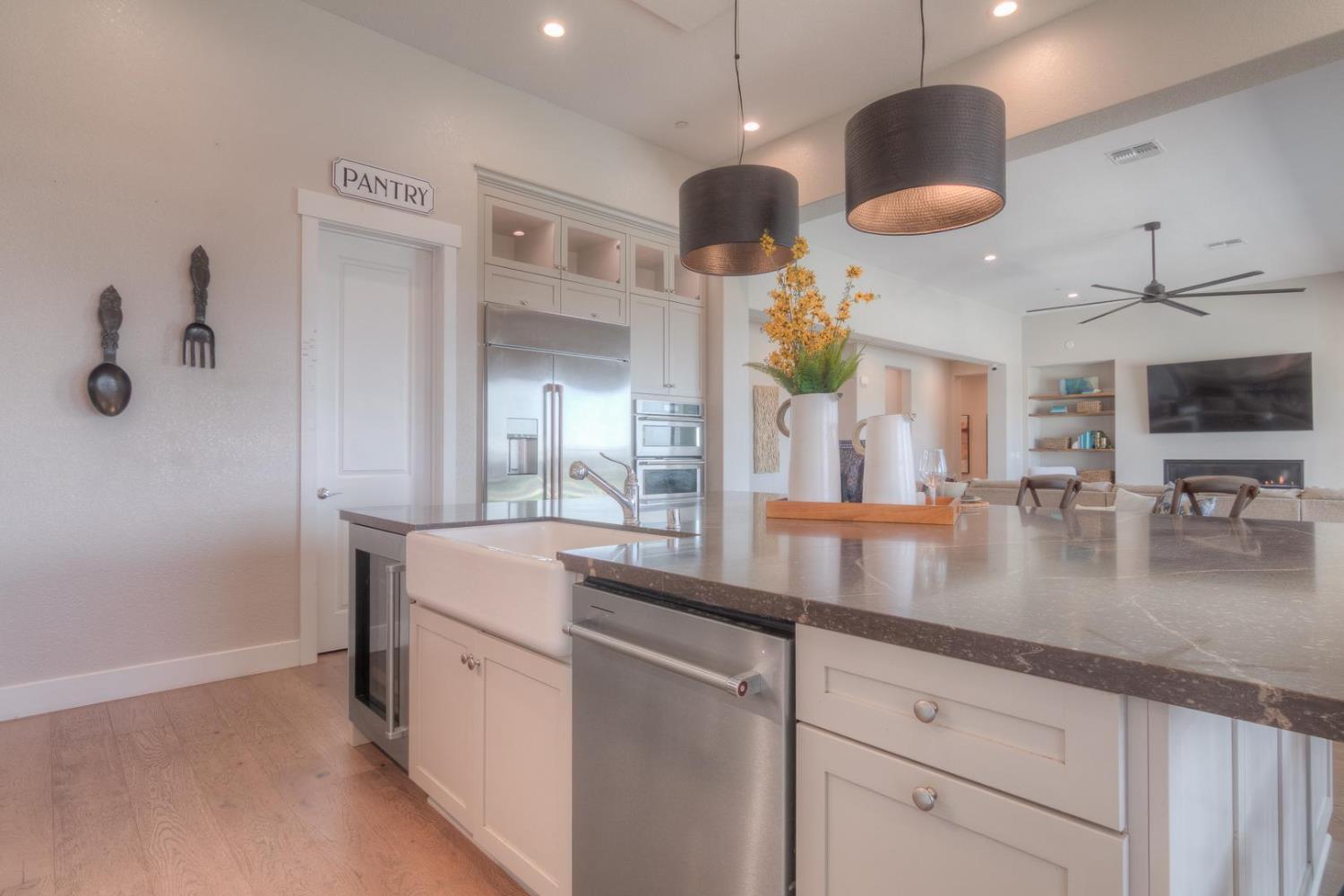Detail Gallery Image 22 of 81 For 4009 Whitney Vista Ln, Rocklin,  CA 95677 - 4 Beds | 4/1 Baths