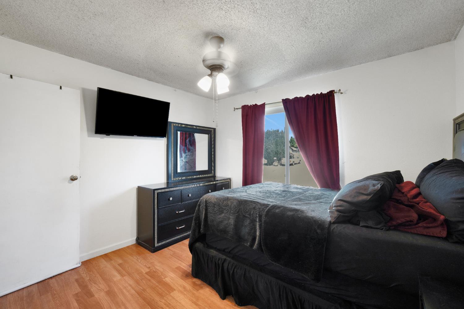 Detail Gallery Image 23 of 38 For 319 Valleywood Dr, Woodland,  CA 95695 - 3 Beds | 2 Baths
