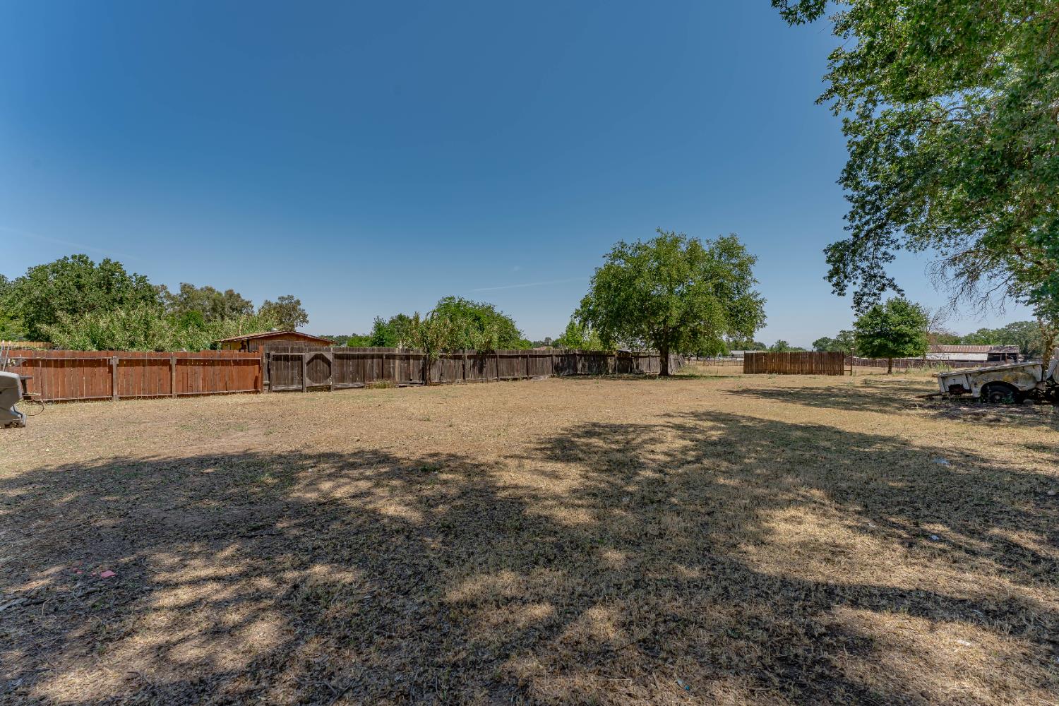 Detail Gallery Image 35 of 63 For 7242 22nd St, Rio Linda,  CA 95673 - 3 Beds | 2 Baths