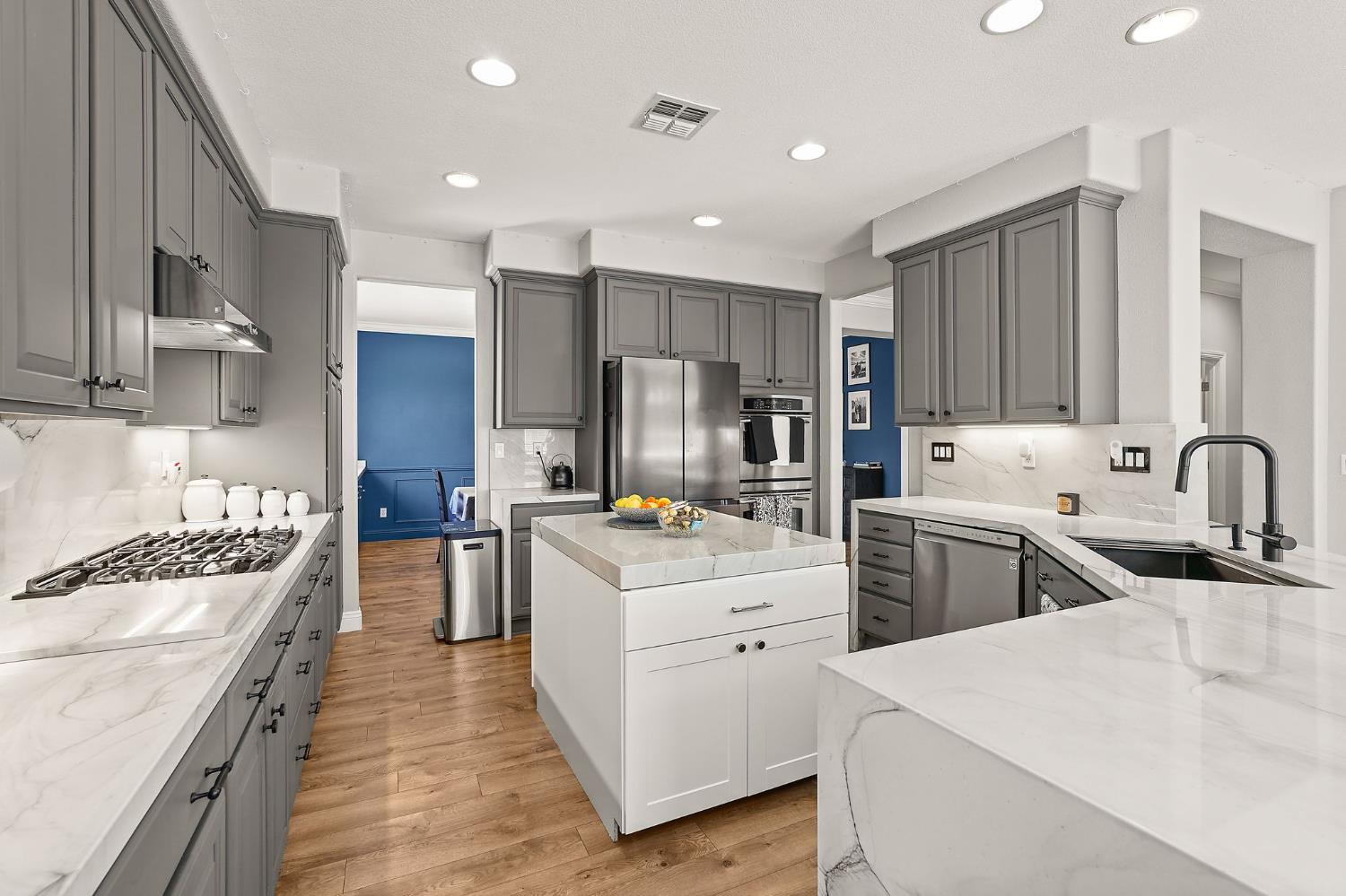 Tulip Park Way, Rancho Cordova, California image 15