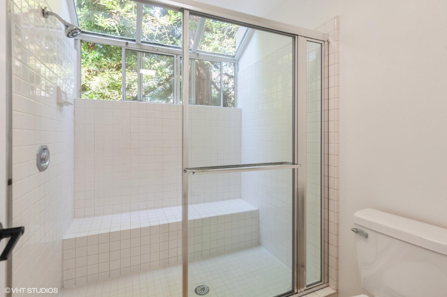 Detail Gallery Image 35 of 48 For 987 Asilomar Ter #2,  Sunnyvale,  CA 94086 - 2 Beds | 2/1 Baths