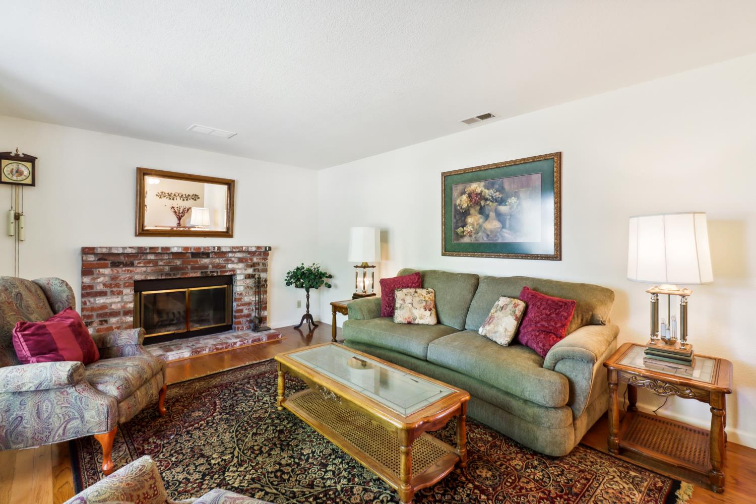 Detail Gallery Image 9 of 47 For 7846 Excelsior Ave, Orangevale,  CA 95662 - 3 Beds | 2 Baths