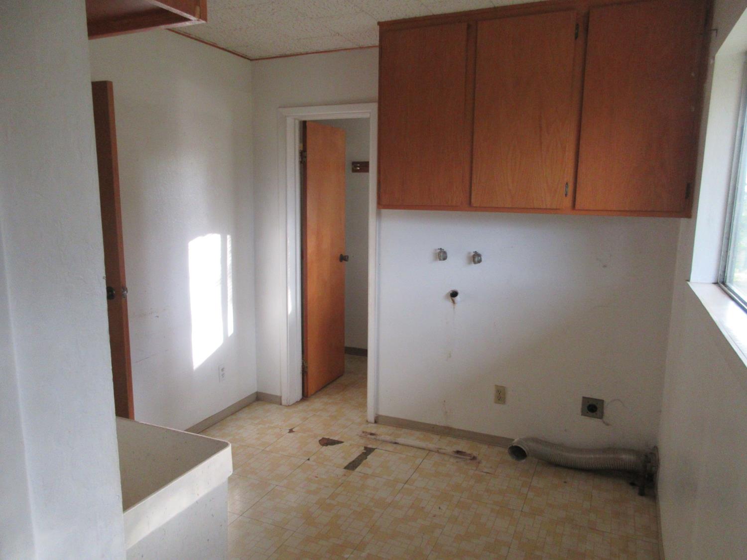 Detail Gallery Image 34 of 51 For 14337 Walnut St, Pine Grove,  CA 95665 - 2 Beds | 2 Baths