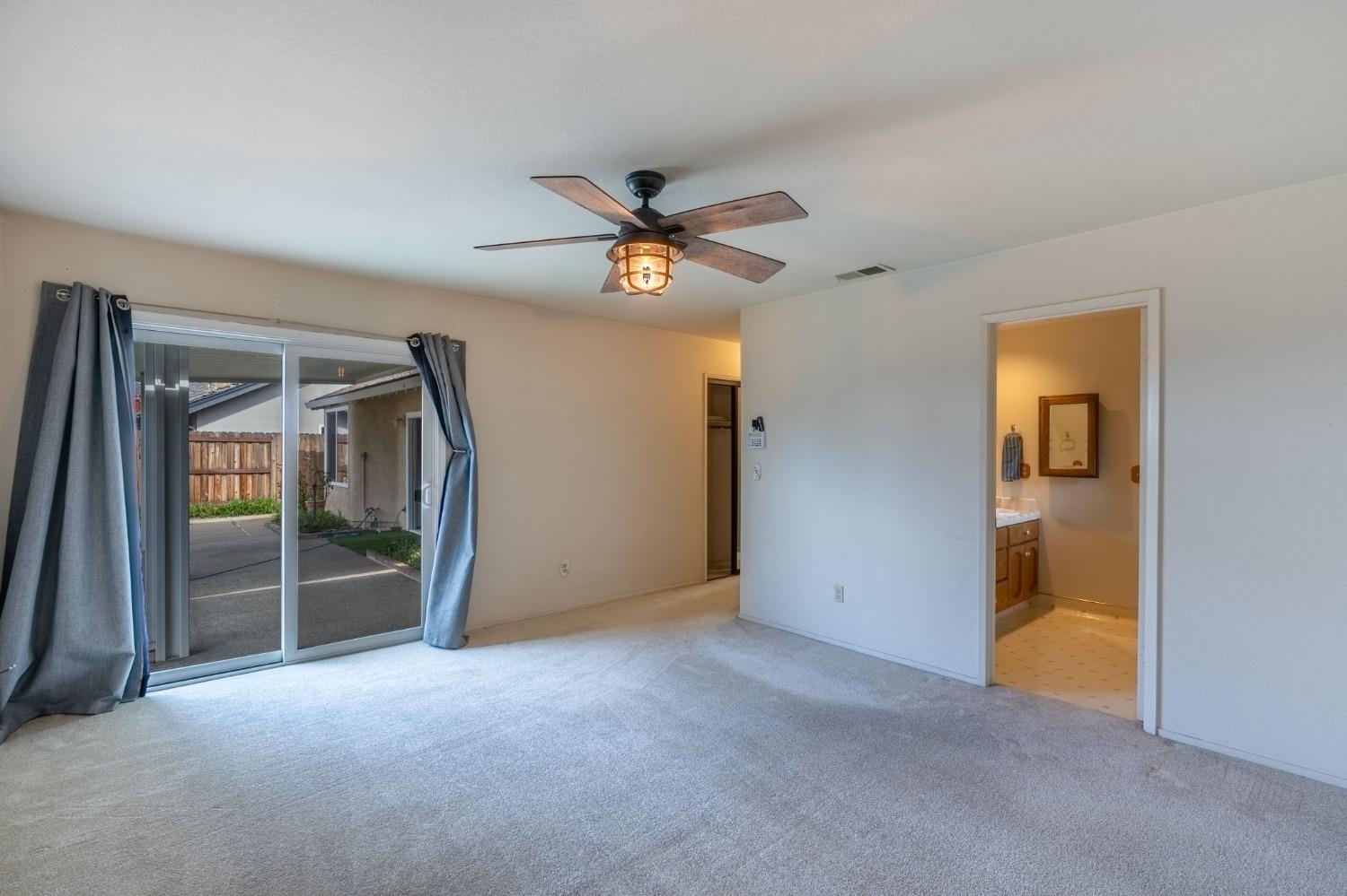 Detail Gallery Image 22 of 52 For 1047 Miwok Dr, Lodi,  CA 95240 - 3 Beds | 2 Baths