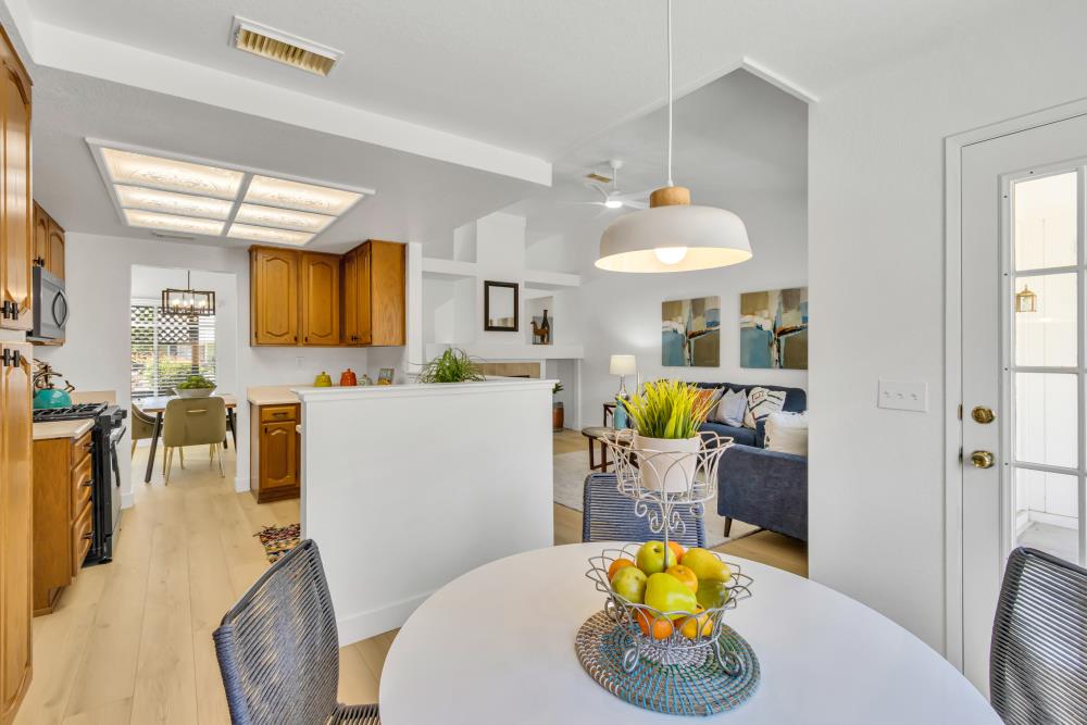 Detail Gallery Image 29 of 75 For 5984 Sawyer Cir, Sacramento,  CA 95823 - 3 Beds | 2 Baths