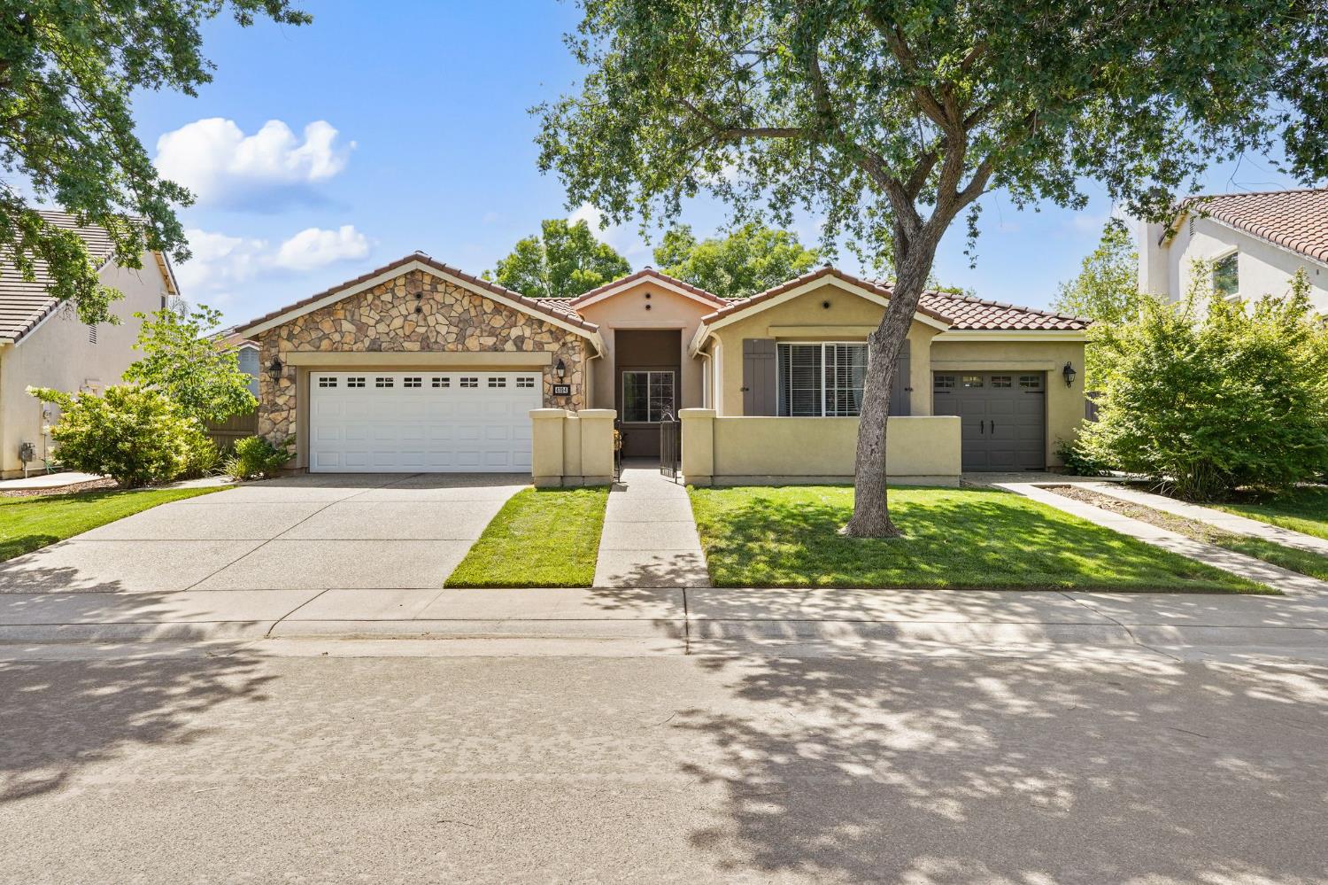 Tulip Park Way, Rancho Cordova, California image 1