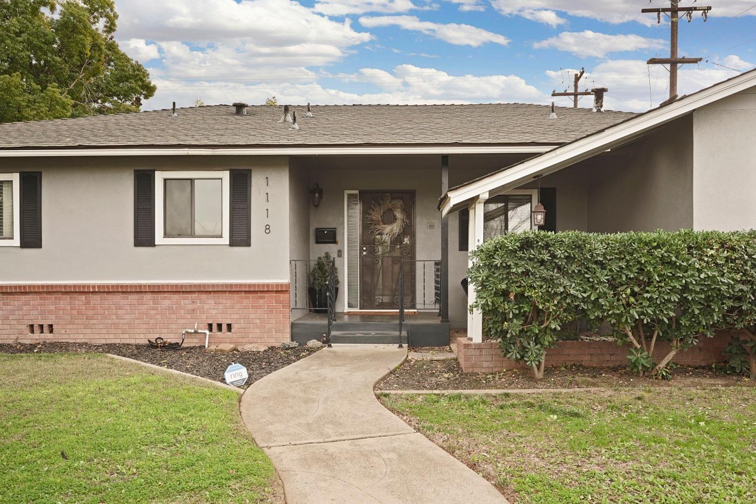 Detail Gallery Image 5 of 42 For 1118 Hawthorne Ave, Modesto,  CA 95350 - 3 Beds | 2 Baths