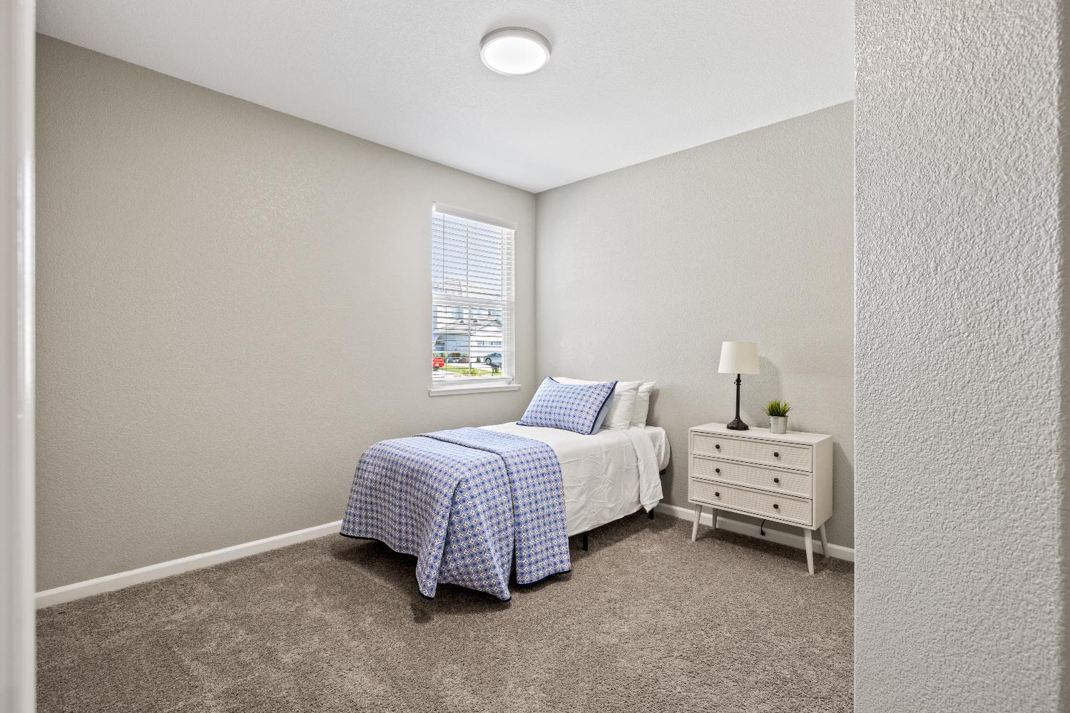 Detail Gallery Image 26 of 34 For 5425 Mossy Stone Way, Rancho Cordova,  CA 95742 - 3 Beds | 2 Baths