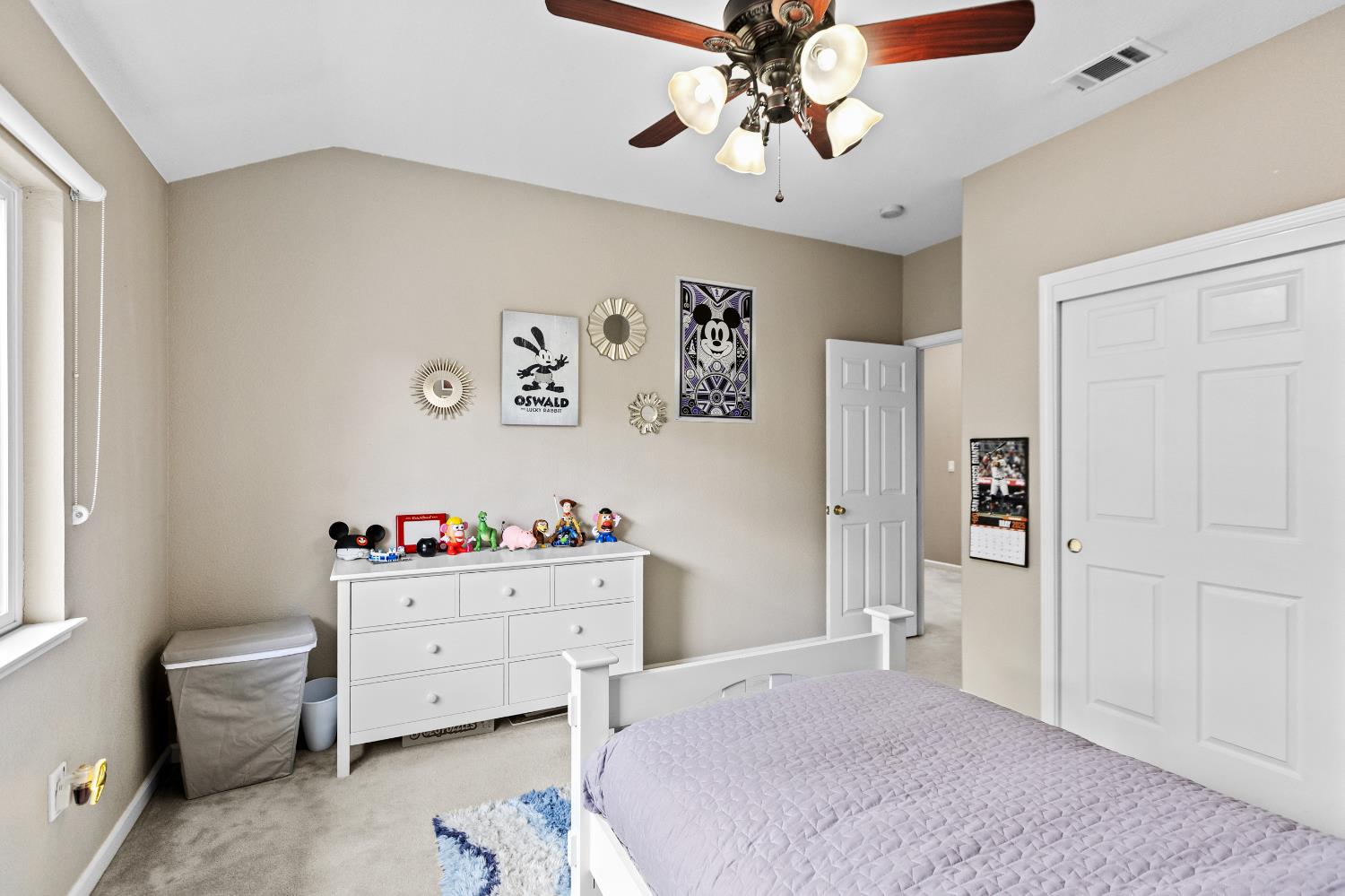 Detail Gallery Image 37 of 72 For 9180 Quail Cove Dr, Elk Grove,  CA 95624 - 5 Beds | 2/1 Baths
