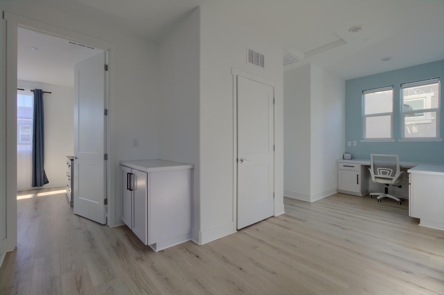 Detail Gallery Image 22 of 60 For 2183 Grady Cir, Woodland,  CA 95776 - 4 Beds | 2/1 Baths