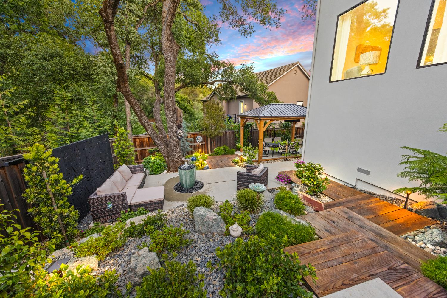 Detail Gallery Image 4 of 55 For 12587 Incline Dr, Auburn,  CA 95603 - 4 Beds | 4 Baths