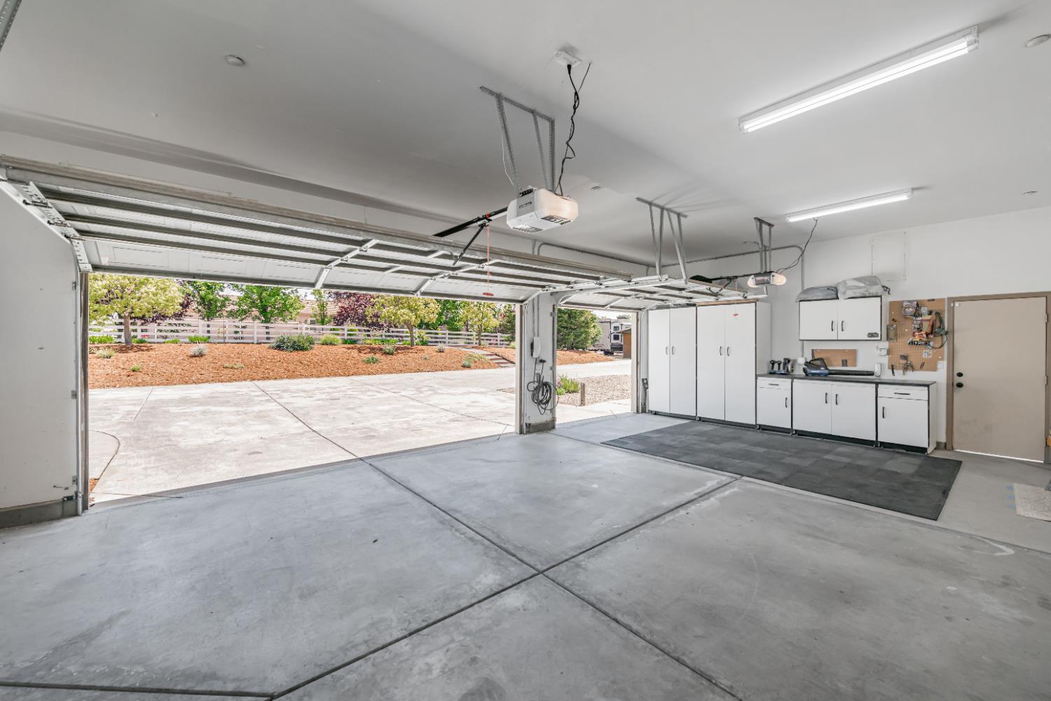 Detail Gallery Image 40 of 65 For 12760 Riding Trail Dr, Wilton,  CA 95693 - 3 Beds | 2 Baths