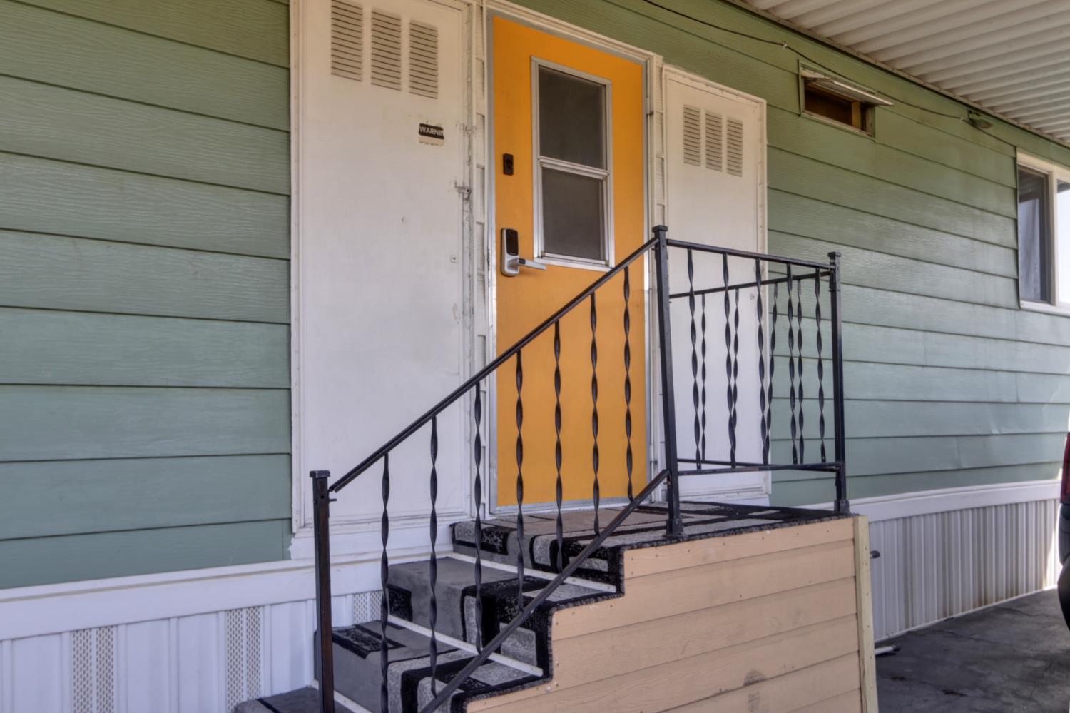 Detail Gallery Image 39 of 41 For 7005 Pleasure Ln, Sacramento,  CA 95823 - 3 Beds | 2 Baths