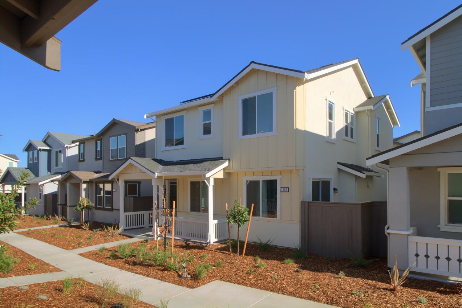 Detail Gallery Image 51 of 60 For 2183 Grady Cir, Woodland,  CA 95776 - 4 Beds | 2/1 Baths
