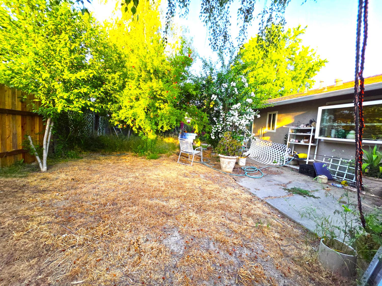 Detail Gallery Image 10 of 12 For 1855 Crossmill Way, Sacramento,  CA 95833 - 2 Beds | 2 Baths