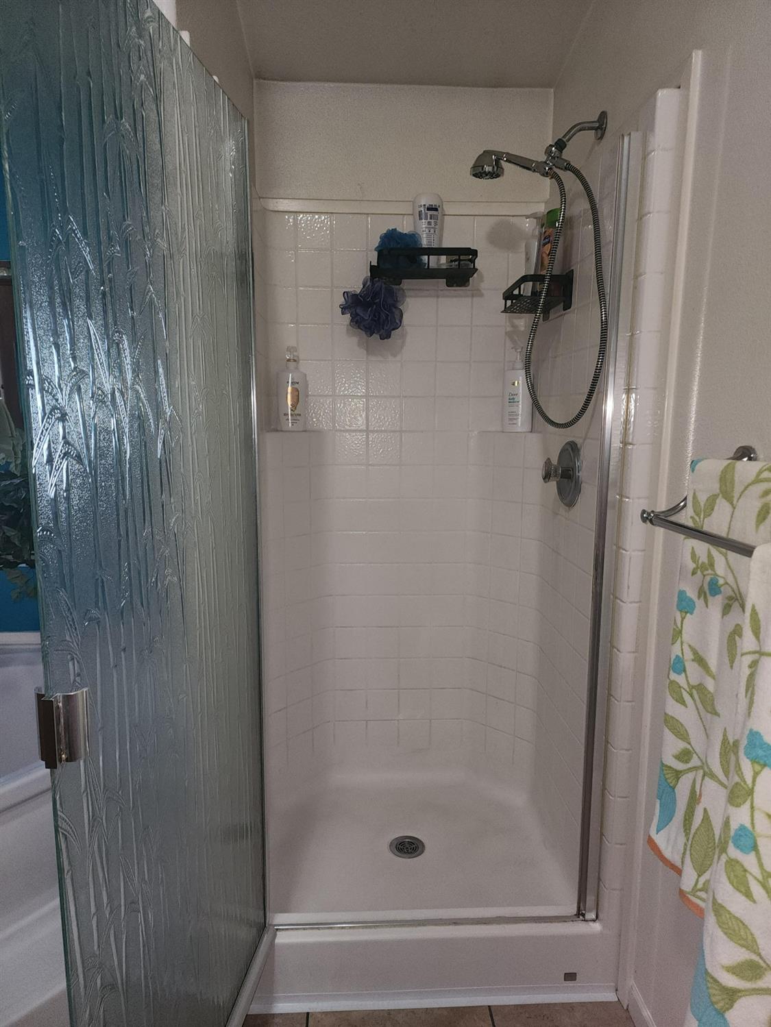 Detail Gallery Image 12 of 21 For 75 La Esperanza Way, Yuba City,  CA 95993 - 3 Beds | 2 Baths
