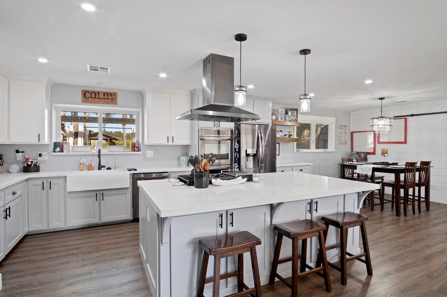 Detail Gallery Image 10 of 33 For 16302 Morrison Rd, Oakdale,  CA 95361 - 3 Beds | 2 Baths