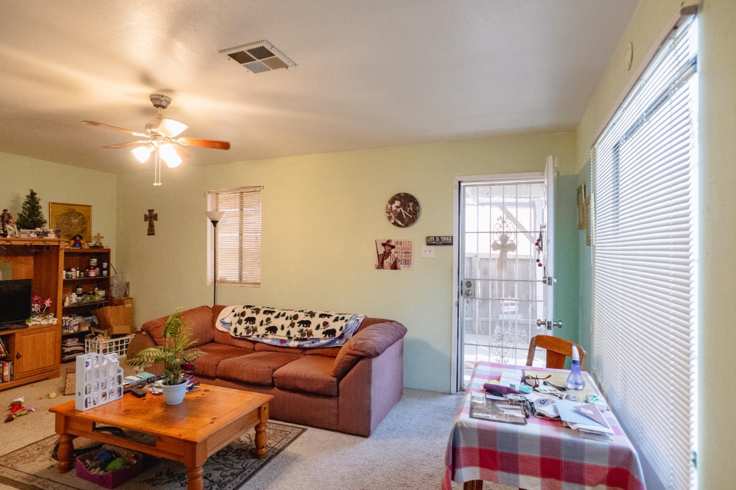 Detail Gallery Image 38 of 66 For 1070 E 23rd St, Merced,  CA 95340 - 3 Beds | 2 Baths