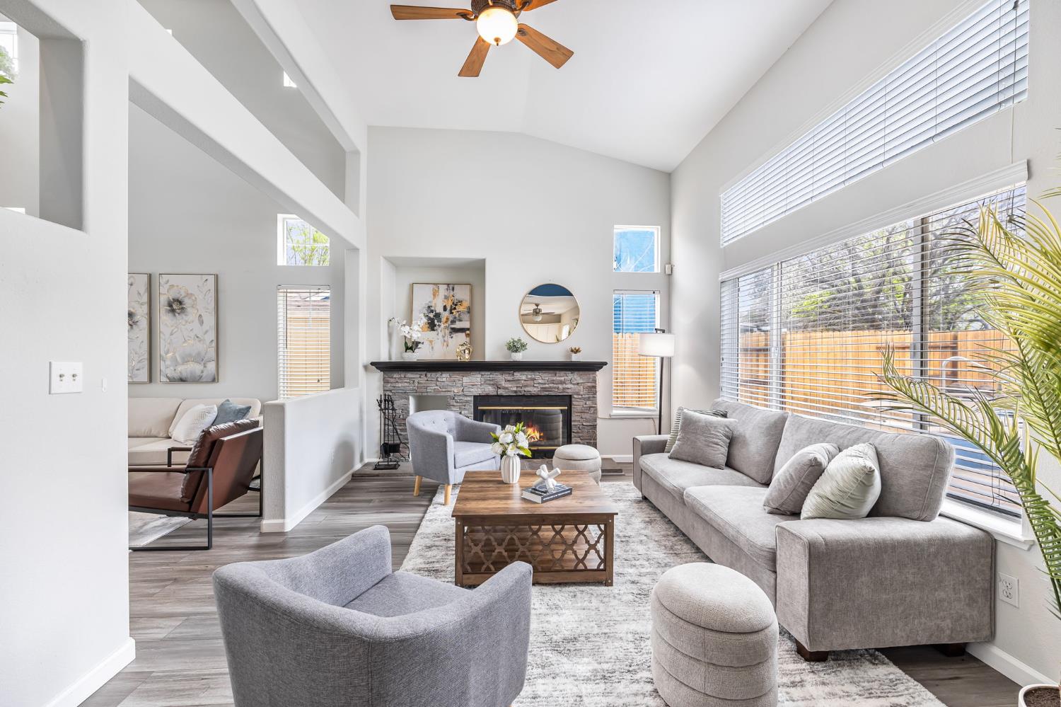 Detail Gallery Image 14 of 45 For 2111 Bridle Creek Cir, Tracy,  CA 95377 - 3 Beds | 2/1 Baths