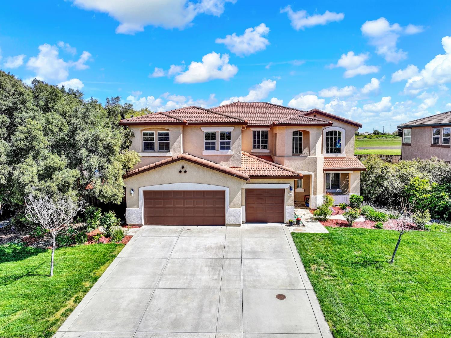 Mandarin Street, Woodland, California image 2