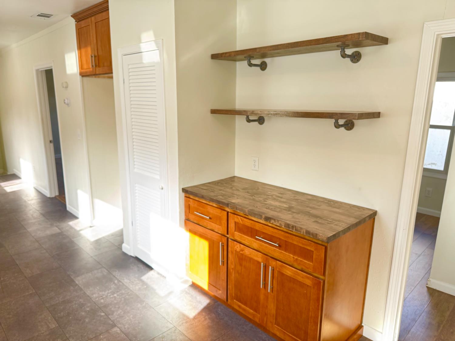Detail Gallery Image 10 of 20 For 209 4th St, Isleton,  CA 95641 - 3 Beds | 1 Baths