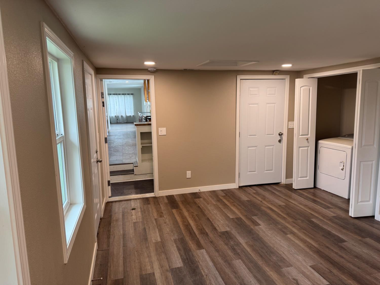 Detail Gallery Image 6 of 20 For 209 4th St, Isleton,  CA 95641 - 3 Beds | 1 Baths