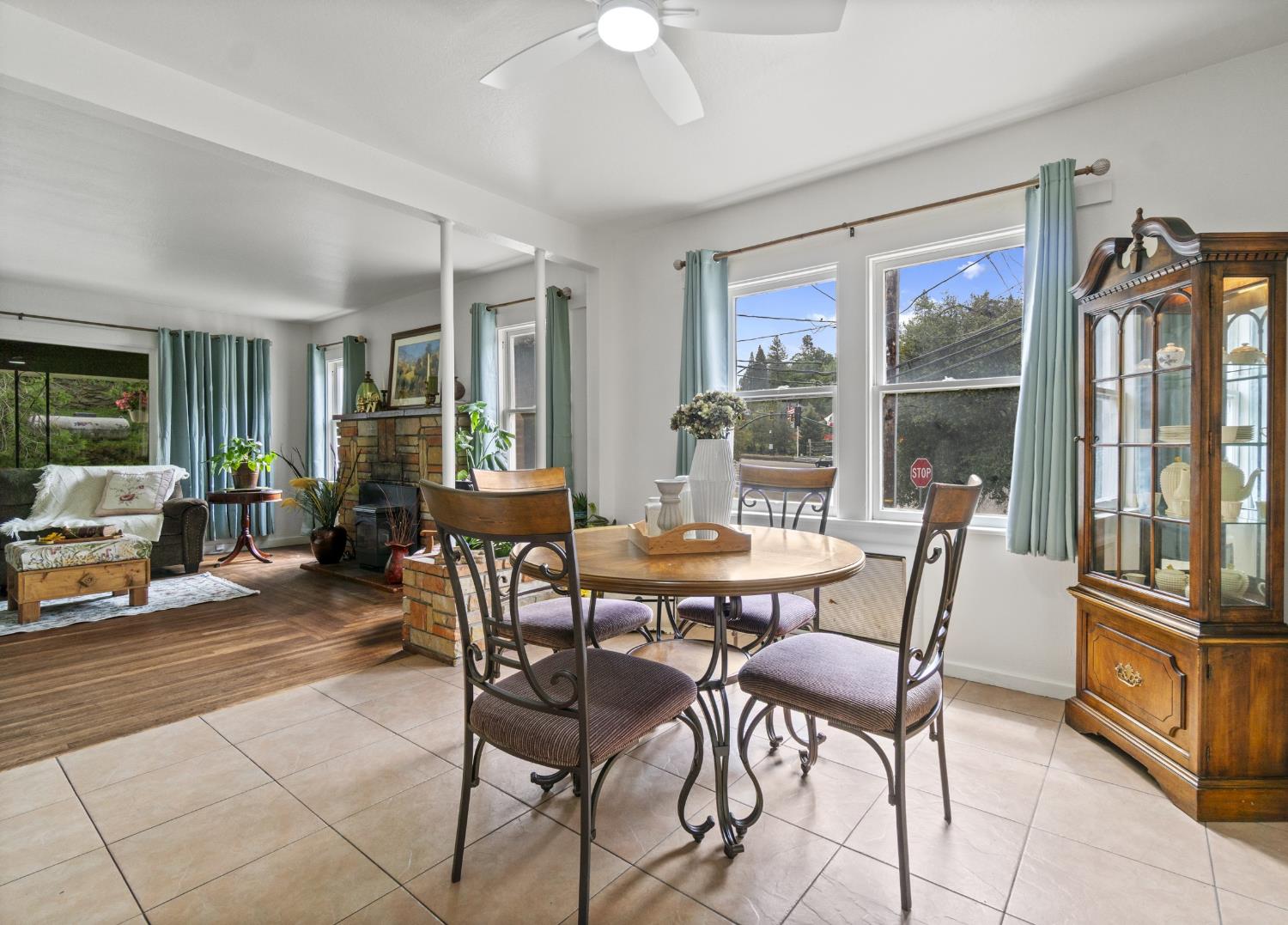 Detail Gallery Image 14 of 37 For 700 Canal St, Placerville,  CA 95667 - 3 Beds | 2 Baths