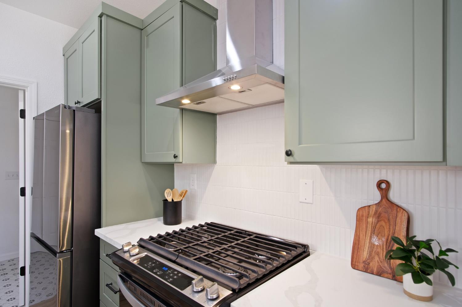 Detail Gallery Image 4 of 19 For 4135 Keepsake Ct, Tracy,  CA 95377 - 3 Beds | 2/1 Baths