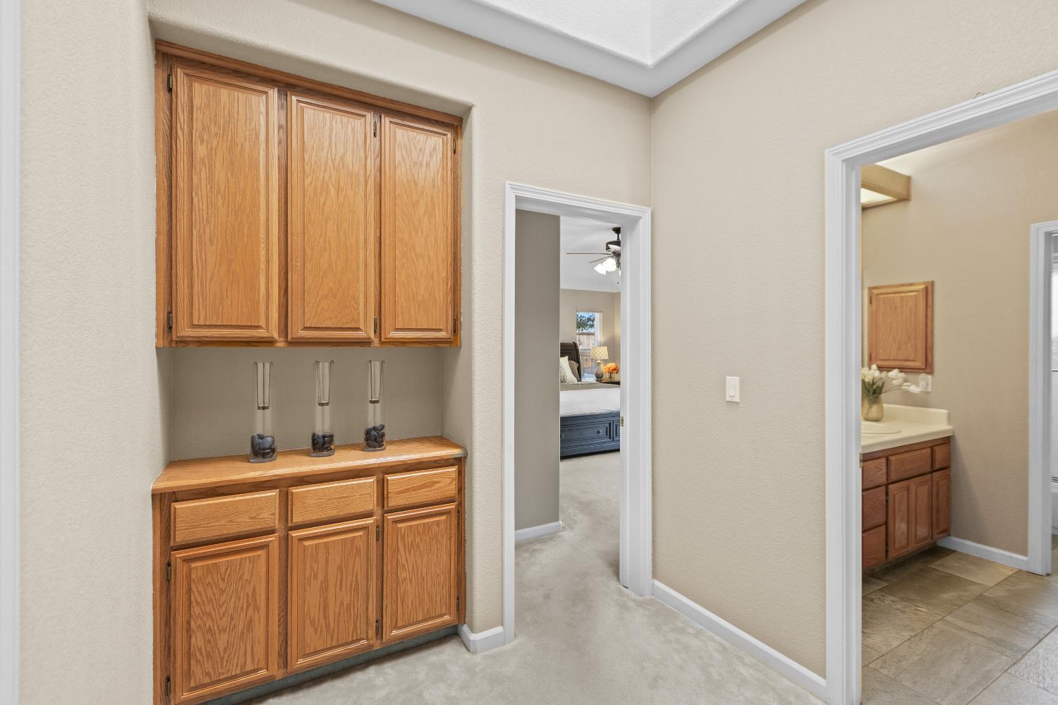 Detail Gallery Image 38 of 72 For 9180 Quail Cove Dr, Elk Grove,  CA 95624 - 5 Beds | 2/1 Baths