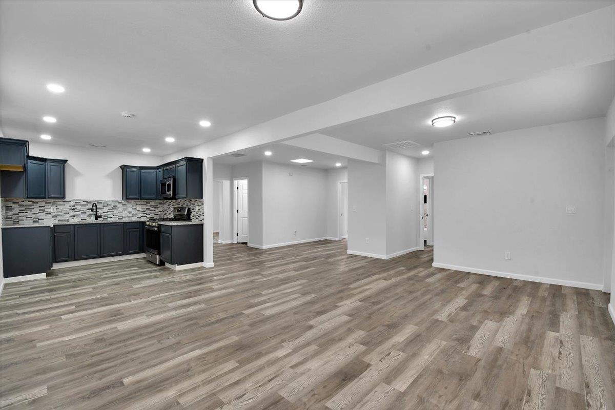 Detail Gallery Image 11 of 41 For 2575 a St, Oroville,  CA 95966 - 3 Beds | 1/2 Baths