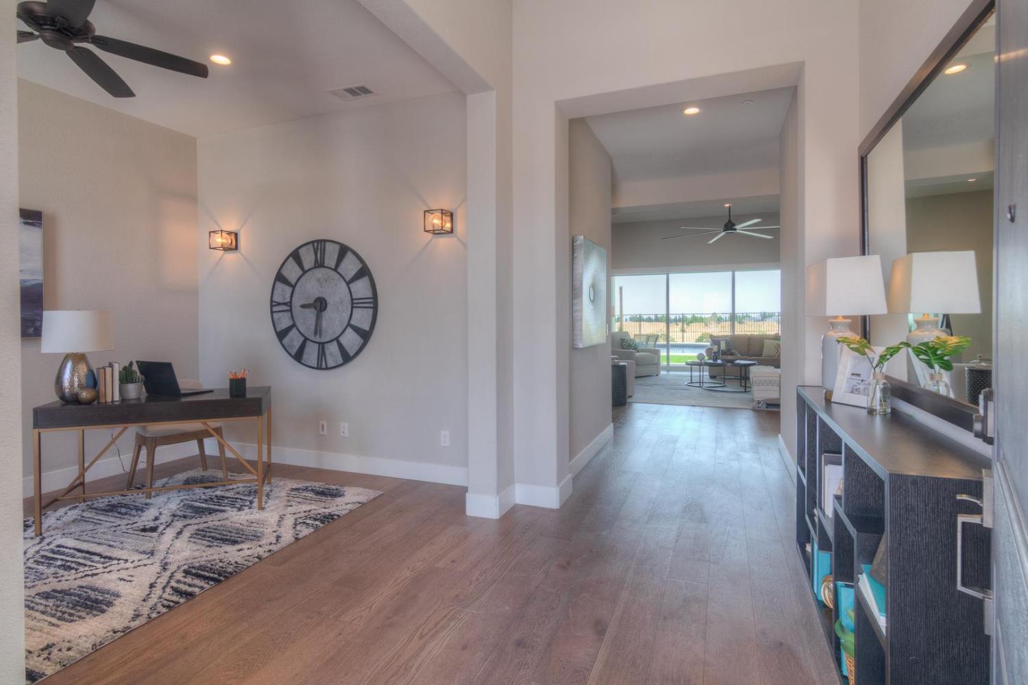 Detail Gallery Image 9 of 81 For 4009 Whitney Vista Ln, Rocklin,  CA 95677 - 4 Beds | 4/1 Baths