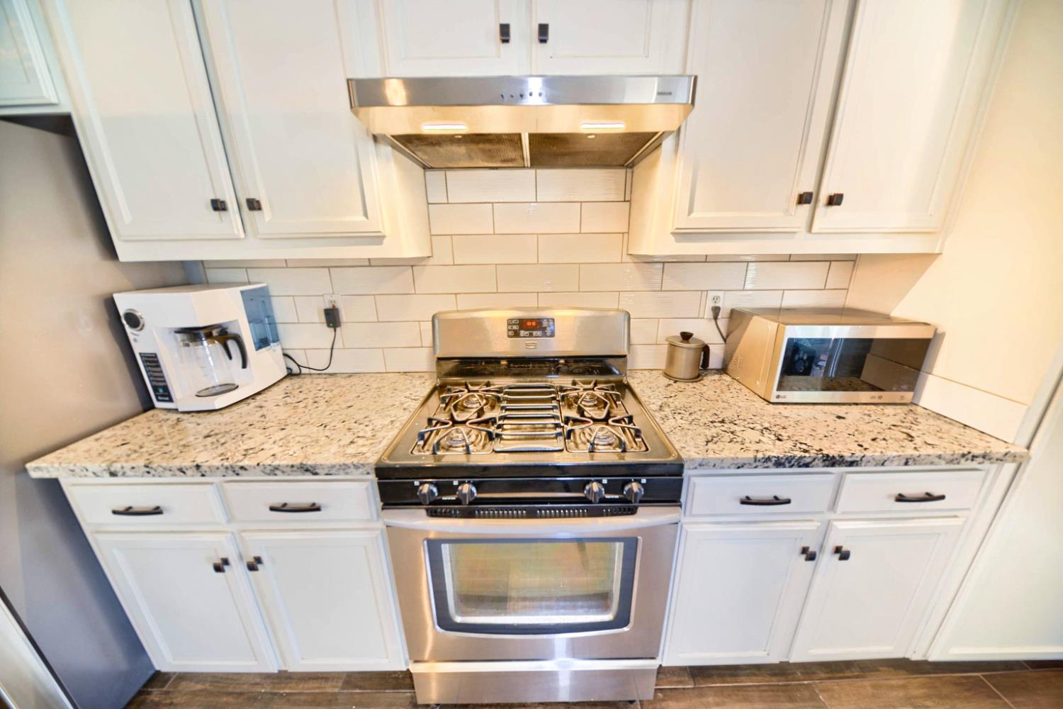 Detail Gallery Image 21 of 98 For 3227 Cathleen Ln, Tracy,  CA 95377 - 5 Beds | 3 Baths